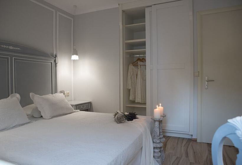 Апартаменты Deluxe 2 Спальни, Stelios Gardens