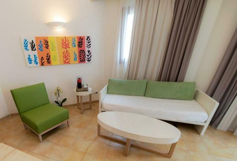Трехместный Номер Superior, Voi Arenella Resort