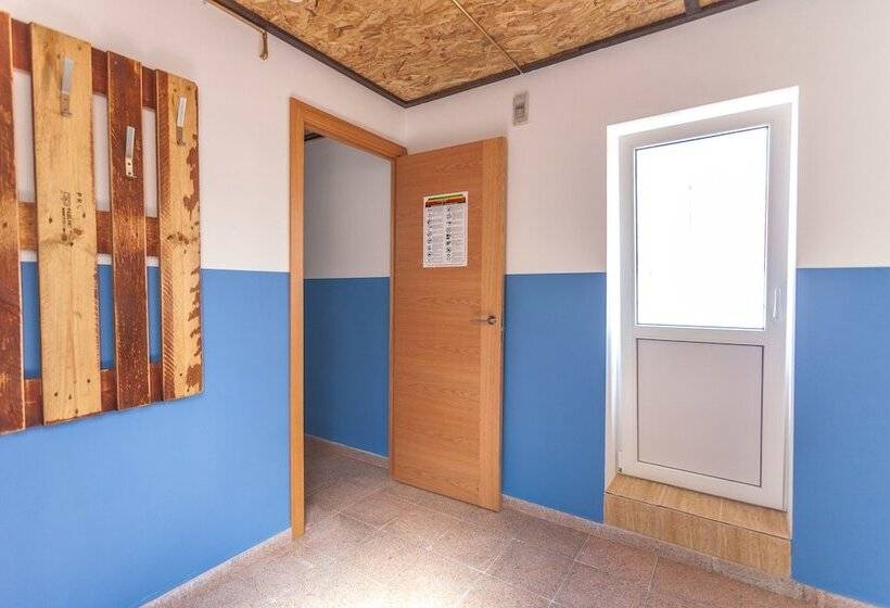 スタンダード４人部屋, Loft Hostal Group