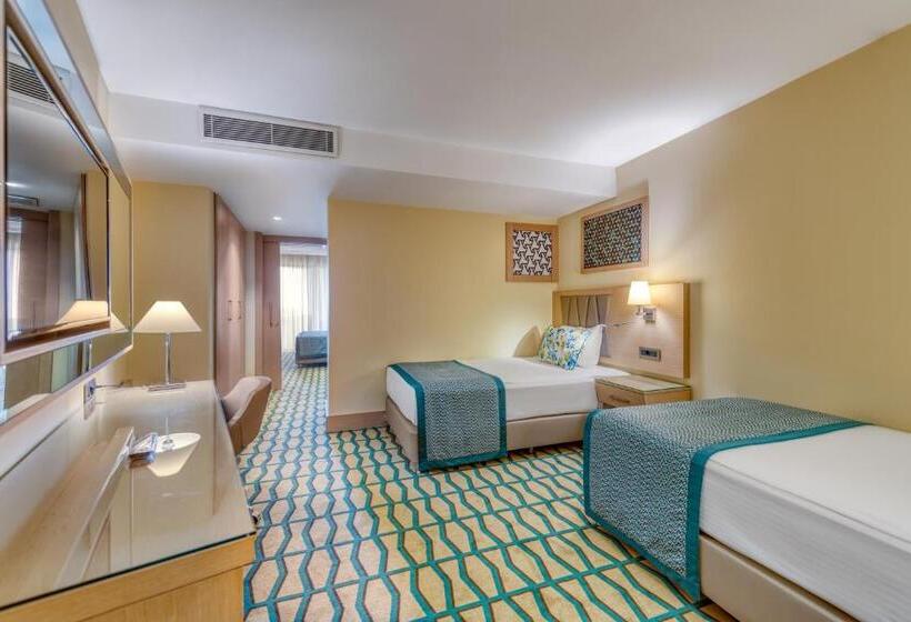 Полулюкс Повышенной Комфортности, Megasaray Club Belek