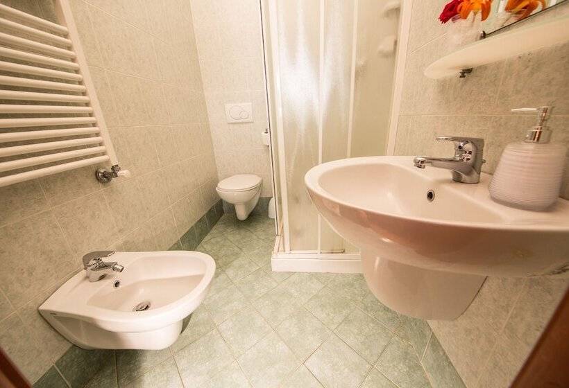 Четырехместный Номер Базовый, Vista Lago