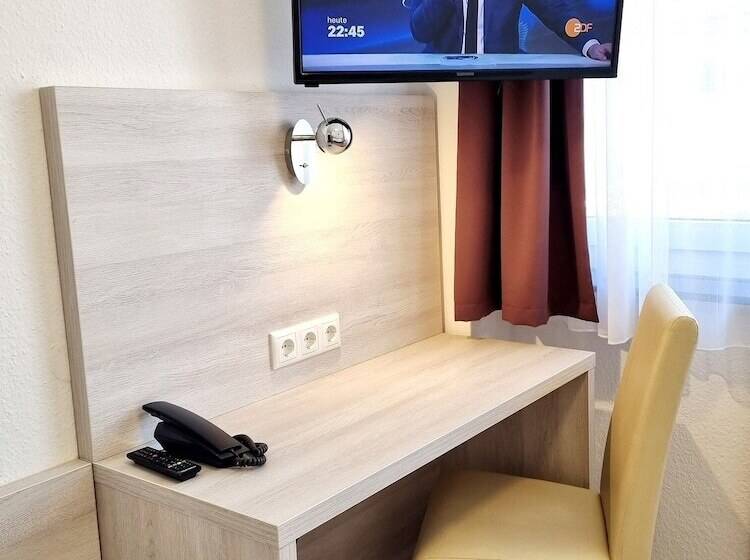스탠다드 싱글 룸, Adler Hotel Frankfurt