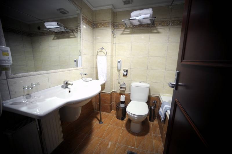 バルコニー付きスタンダードルーム, Avalon Airport Hotel Thessaloniki