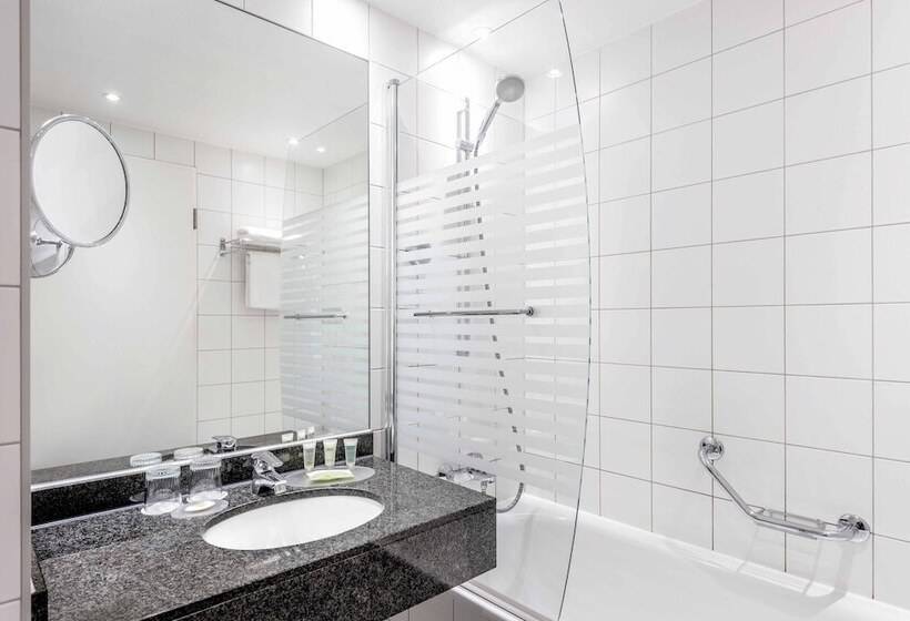 חדר דלוקס, Courtyard By Marriott Munich City Center