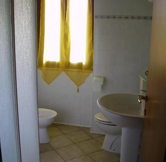 Quarto Estandar Individual, La Chicca B&b