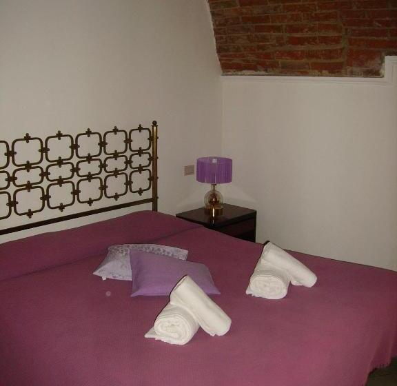 Quarto Triplo Estandar, La Chicca B&b