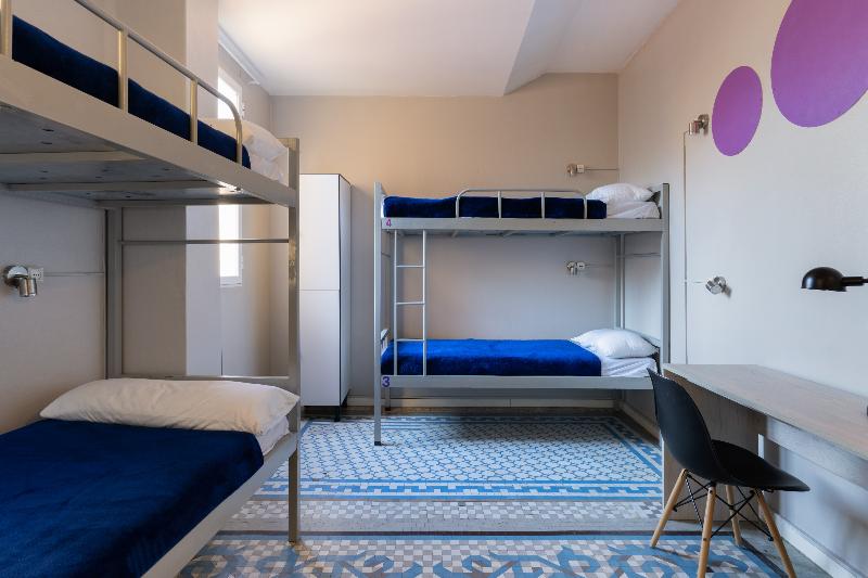 سرير فى غرفة مشتركه, Purple Nest Hostel