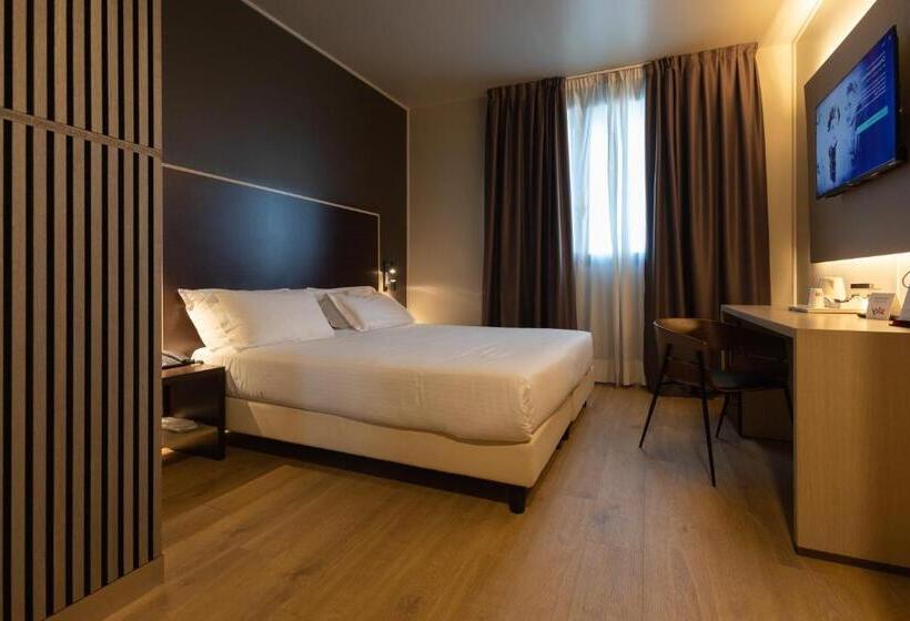 غرفة كلاسيكية, Art Hotel Olympic