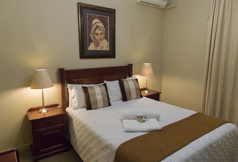 Апартаменты Комфорт 1 Спальня, Bayswater Lodge