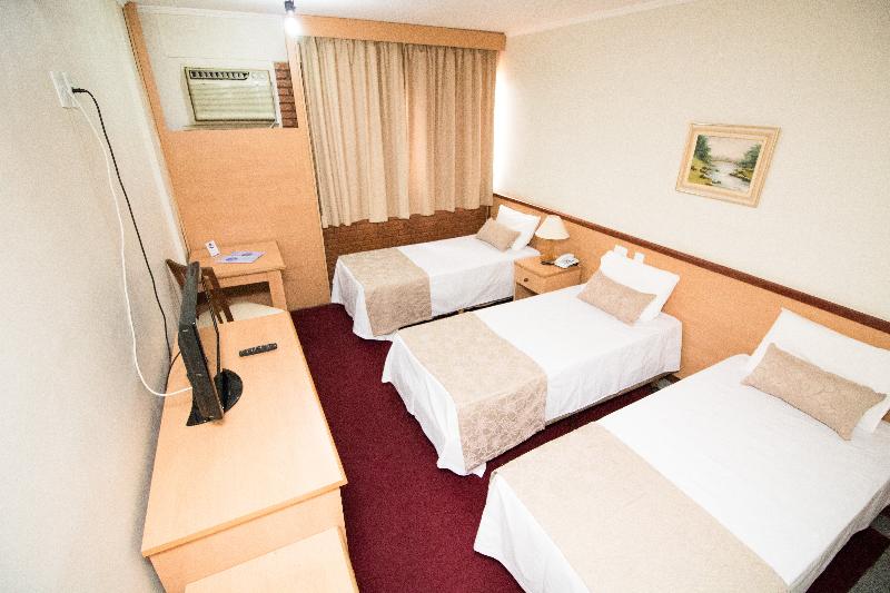스탠다드 트리플 룸, Dan Inn Ribeirao Preto