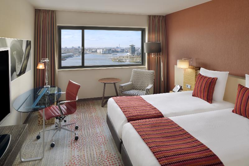 Номер Executive, Mövenpick Hotel Amsterdam City Centre