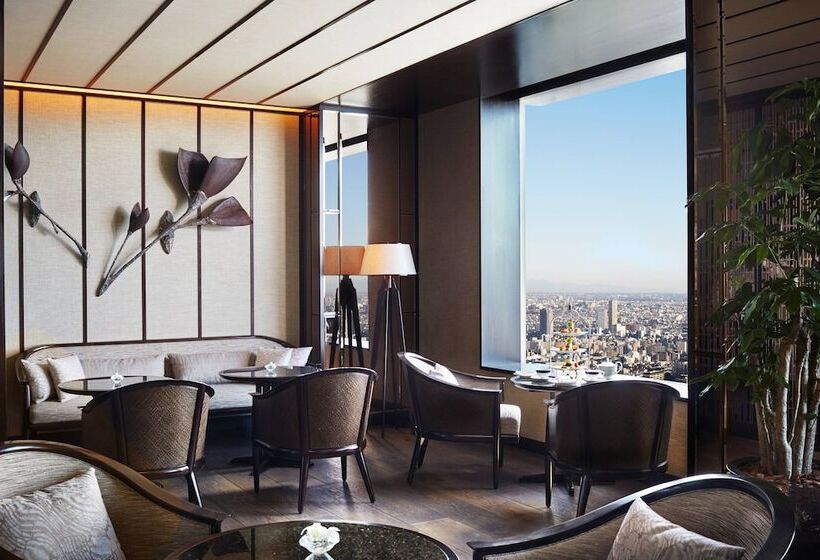 Номер Deluxe, The Ritzcarlton, Tokyo