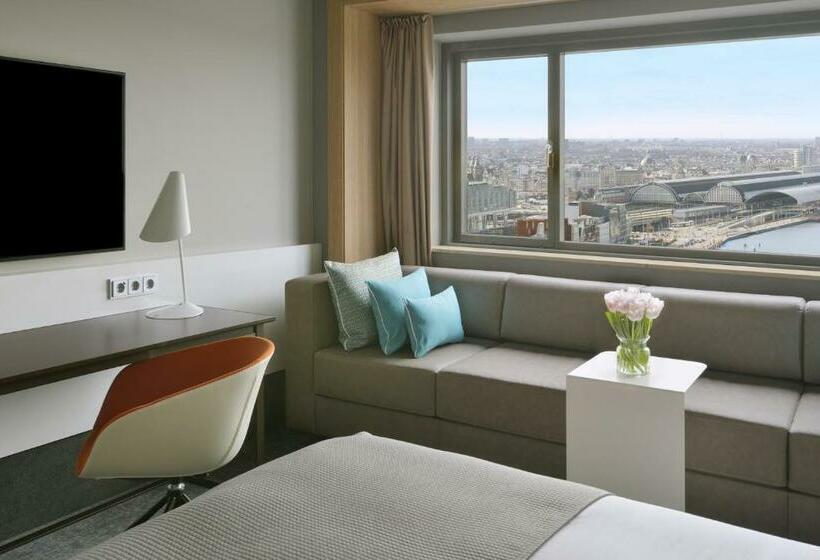 Номер Superior с Видом, Mövenpick Hotel Amsterdam City Centre