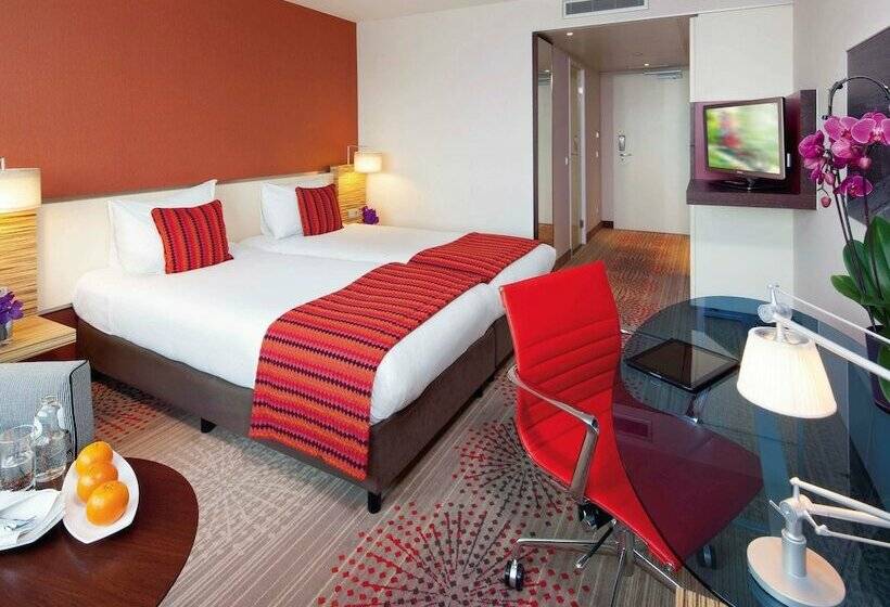 Номер Executive, Mövenpick Hotel Amsterdam City Centre