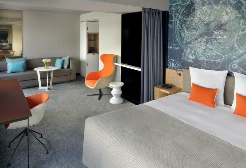 Полулюкс, Mövenpick Hotel Amsterdam City Centre