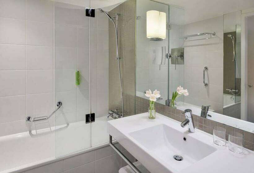小型套房, Mövenpick Hotel Amsterdam City Centre