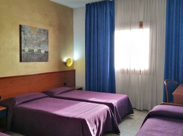 Четырехместный Номер Стандарт, Ahr Hotel Antille