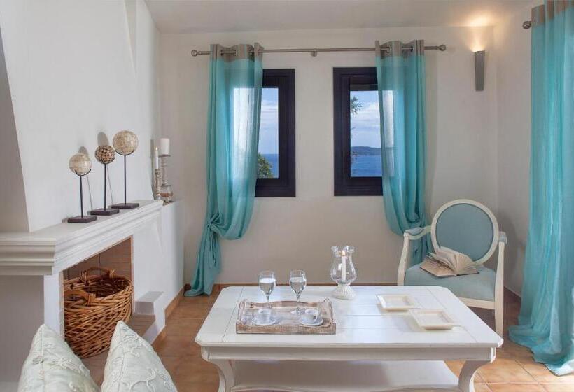 سوییت لوکس, Aegean Suites, Santikos Collection