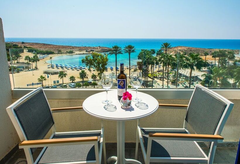 高级房间侧面带海景, Anonymous Beach Hotel   Adults Only