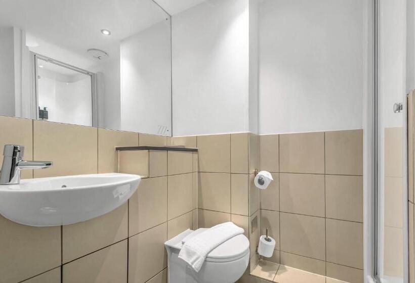 Номер Superior, Roomzzz Leeds City West