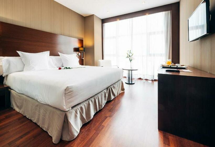 Полулюкс, Azz Valencia Congress Hotel & Spa