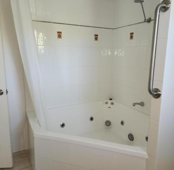 Апартаменты 3 Спальни, Central Plaza Port Douglas