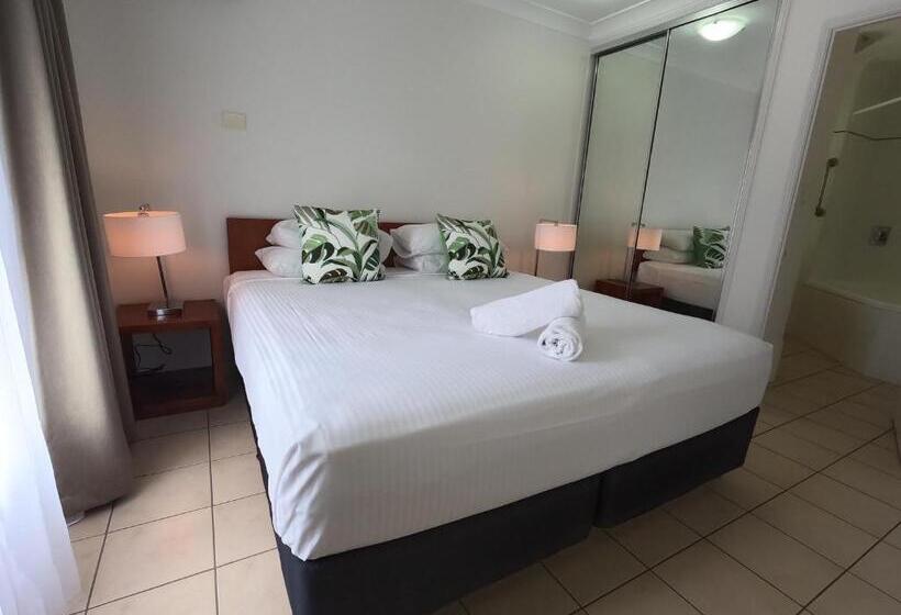Апартаменты 3 Спальни, Central Plaza Port Douglas