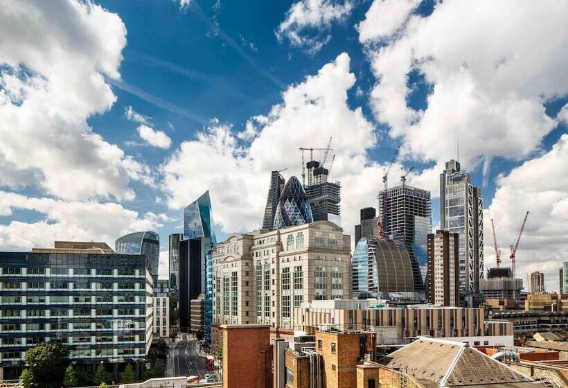 Семейный Номер, Ibis London City  Shoreditch