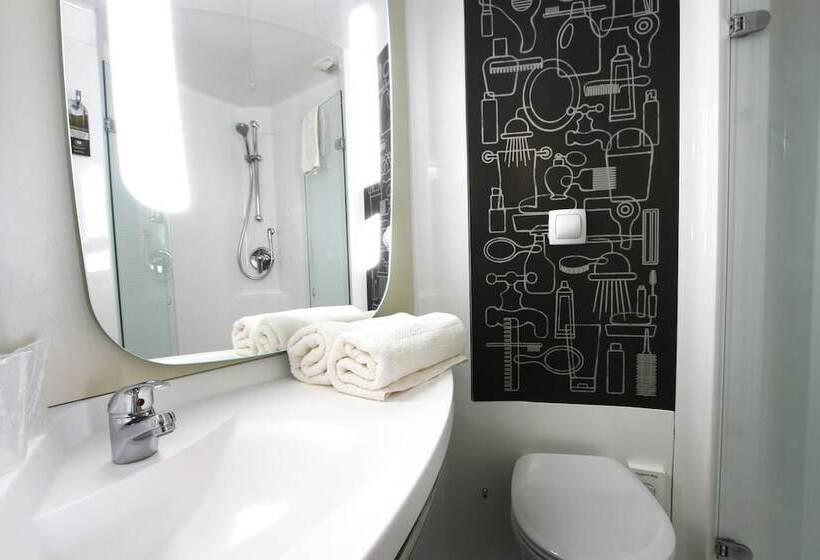 Номер Стандарт, Ibis London City  Shoreditch