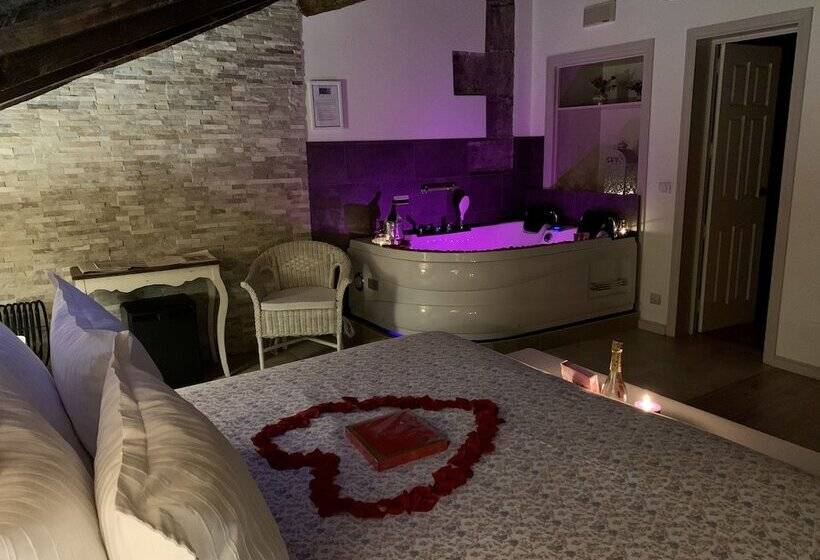 ハイドロマッサージバス付きスイート, Akla Hotel Palacio Torre De Ruesga