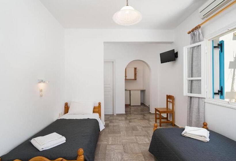 4인용 스탠다드 룸, Porto Villa
