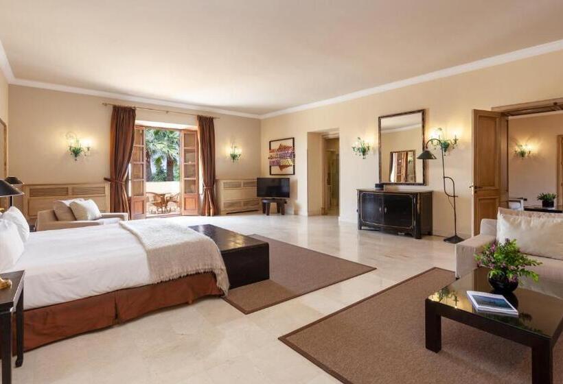 سوئیت راحتی, Son Julia Country House & Spa