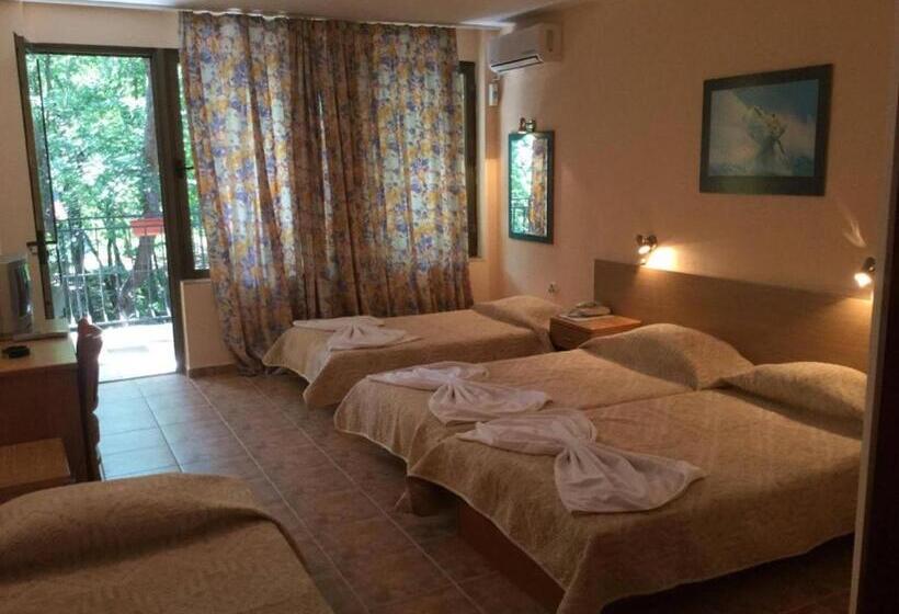 Quarto Familiar, Park Hotel Briz   All Inclusive & Free Parking