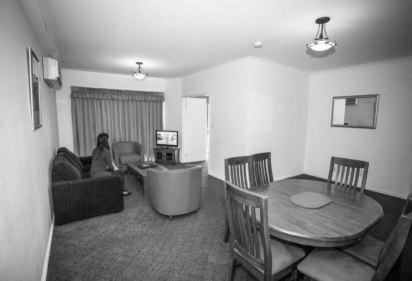 Апартаменты 1 Спальня, Starwest Apartments Alderney On Hay