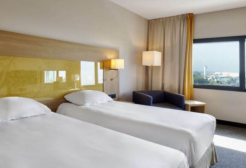 اتاق استاندارد با چشم‌انداز, Park Inn By Radisson Liege Airport