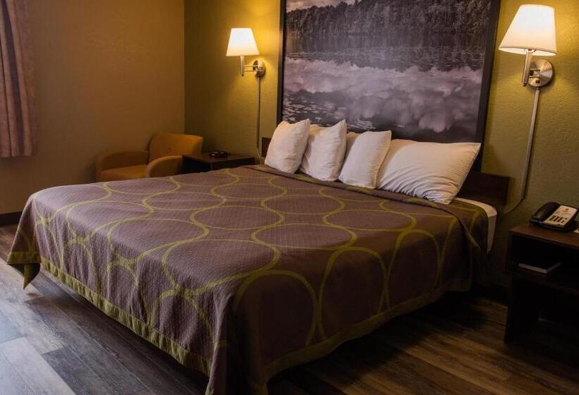 스탠다드 스튜디오 킹침대, Super 8 By Wyndham Mississauga