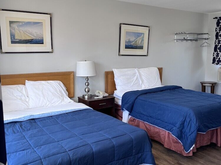 带2个双人床的标准工作室, Knights Inn   Park Villa Motel, Midland