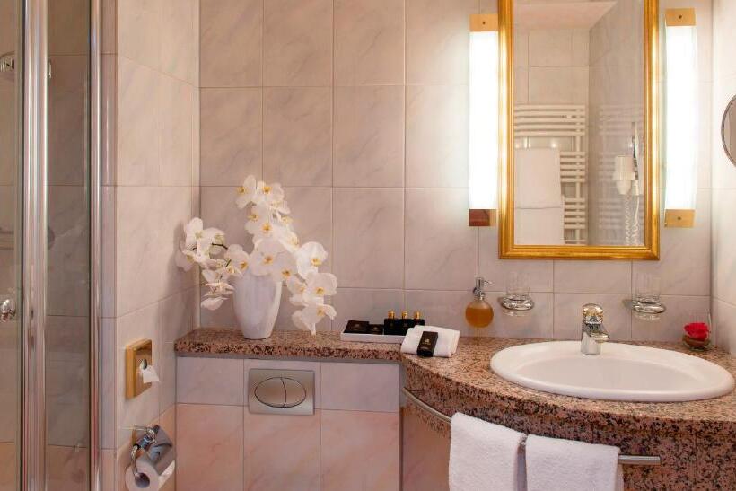 Номер Superior, Victor S Residenz Hotel Schloss Berg
