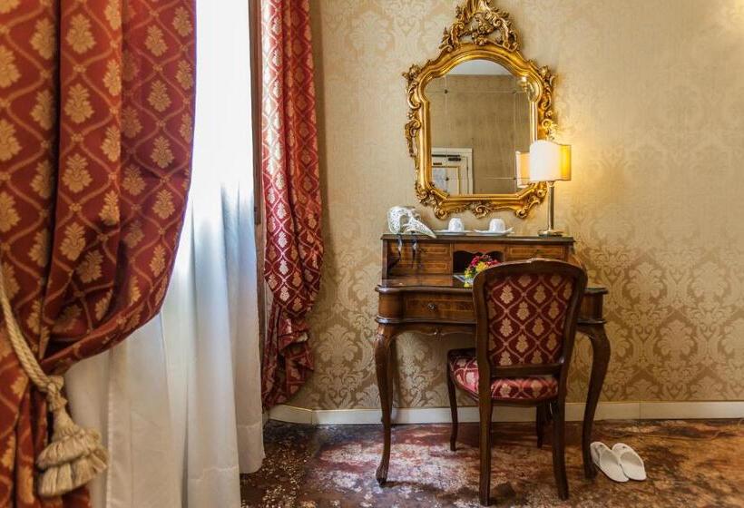اتاق استاندارد چهار تخته, Locanda Barbarigo