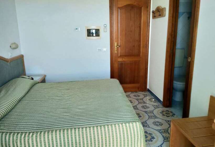 Четырехместный Номер Стандарт, Casthotels Tramonto D Oro Terme