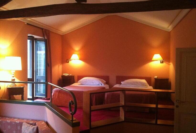 חדר סופריור, Gattapone