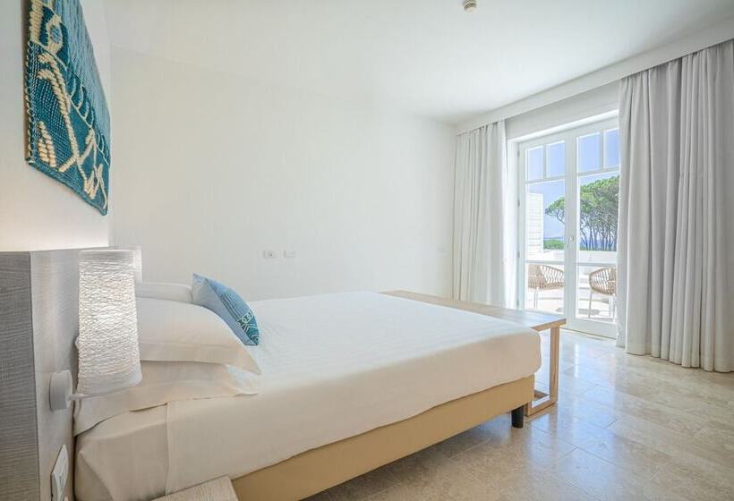 オーシャンビューデラックスルームバルコニー付き, Felix Hotels   Hotel La Coluccia