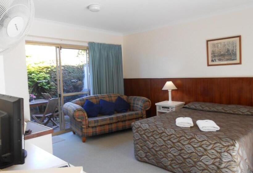 스탠다드 스튜디오, Augusta S Georgiana Molloy Motel