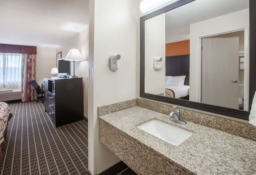 Номер Deluxe, Baymont By Wyndham South Haven