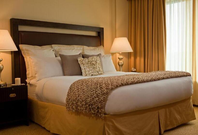 Люкс Вид на Реку, Hyatt Regency Coralville