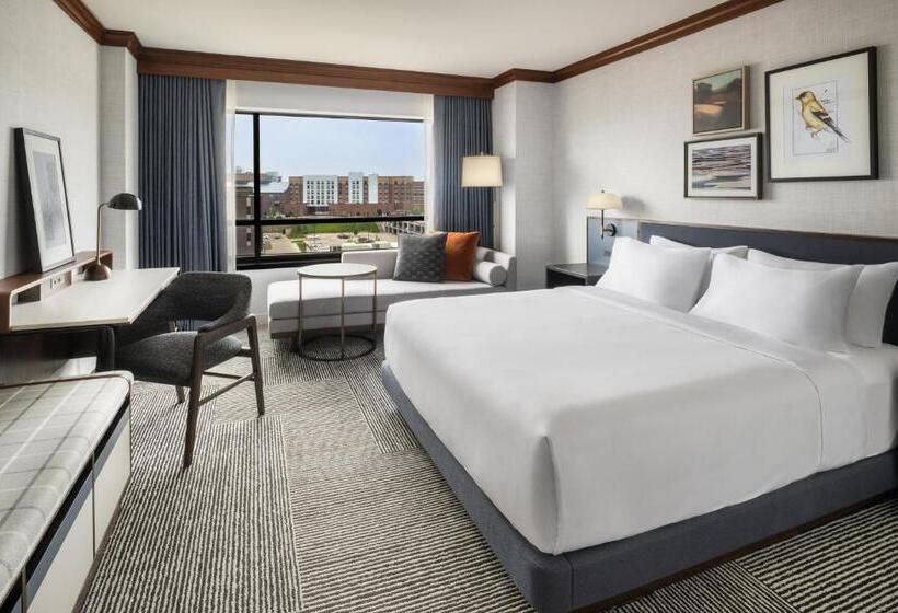 Стандартный Номер Кровать Кинг, Hyatt Regency Coralville
