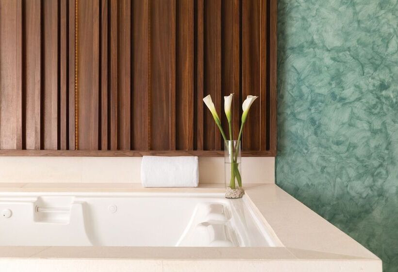Junior Suite mit Poolblick, Hilton Playa Del Carmen, An All Inclusive Adult Only Resort