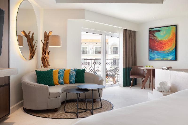 Junior Suite Kingsize Bett, Hilton Playa Del Carmen, An All Inclusive Adult Only Resort