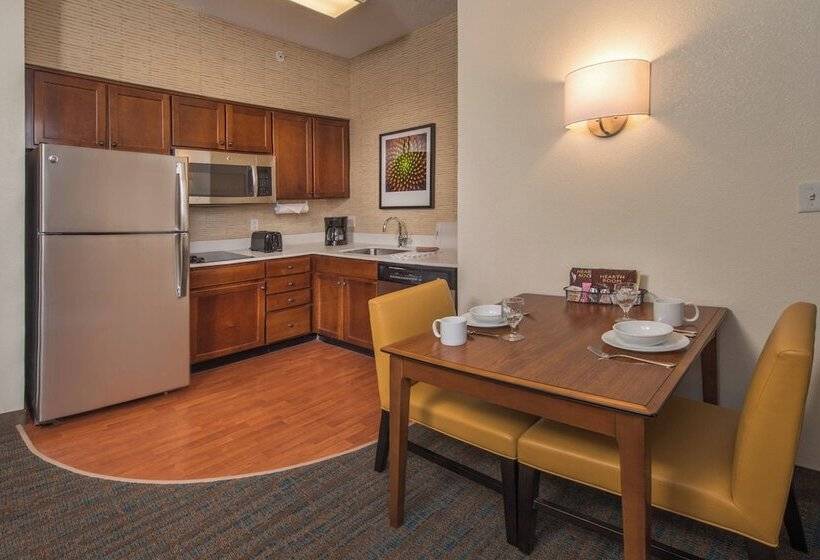 سوئیت 2 خوابه, Residence Inn Chantilly Dulles South