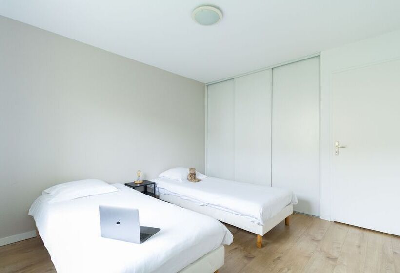Апартаменты 3 Спальни, Garden & City Lyon  Lissieu